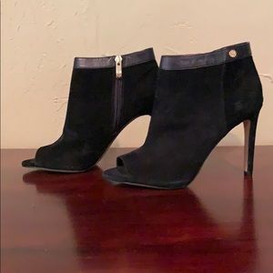 Vince Camuto Black peep toe booties